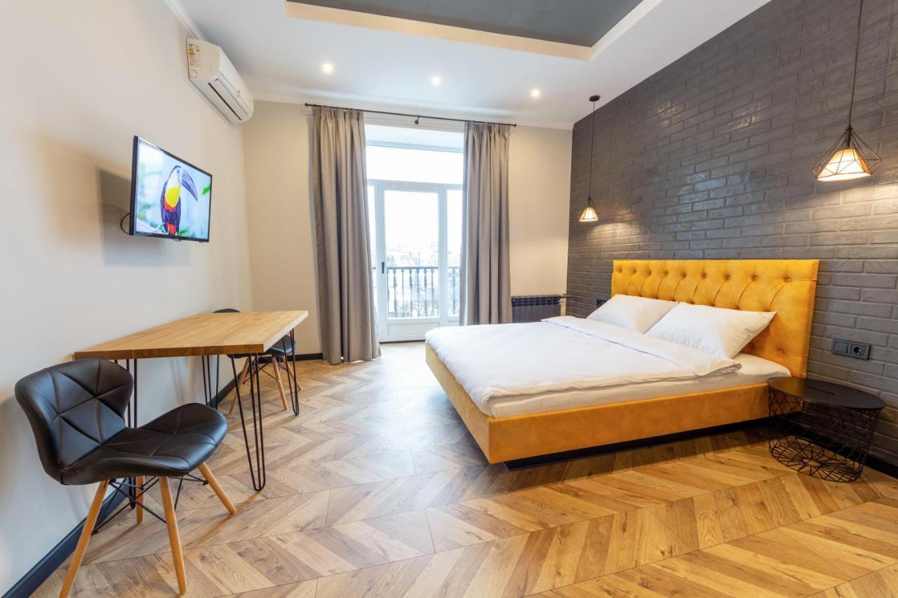 Idea Design Apart-Hotel Prorizna Kiev Buitenkant foto