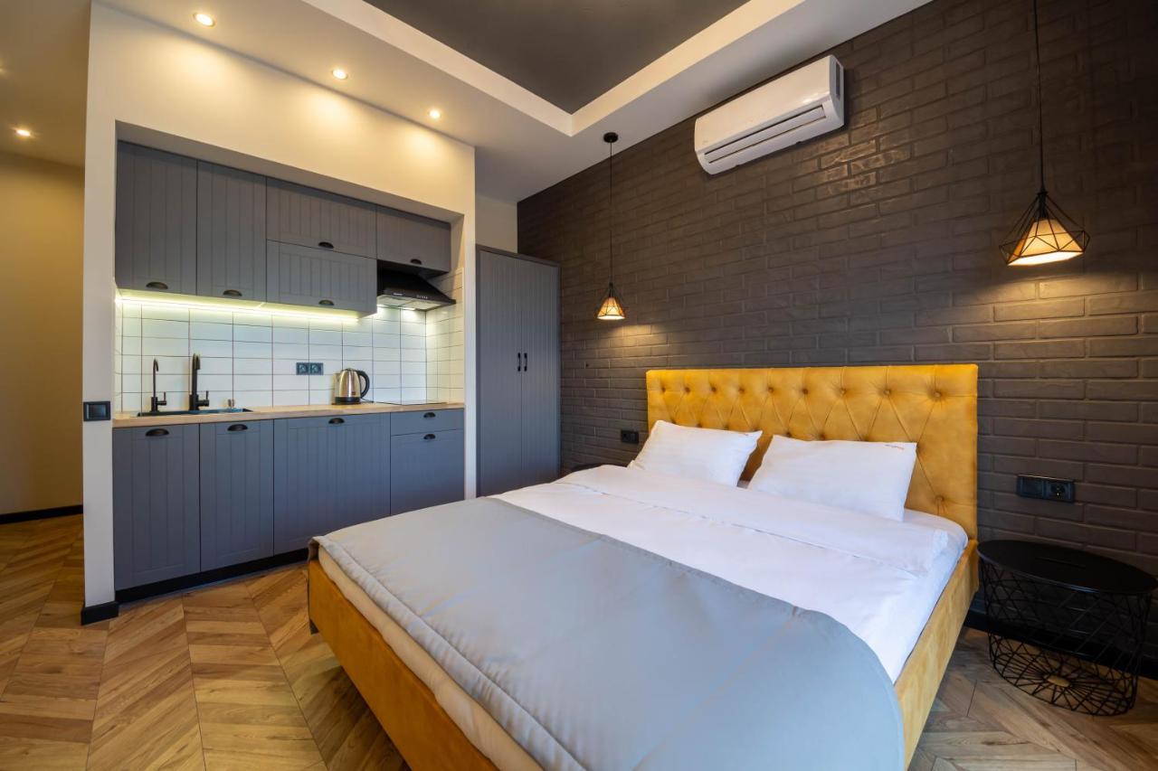 Idea Design Apart-Hotel Prorizna Kiev Buitenkant foto