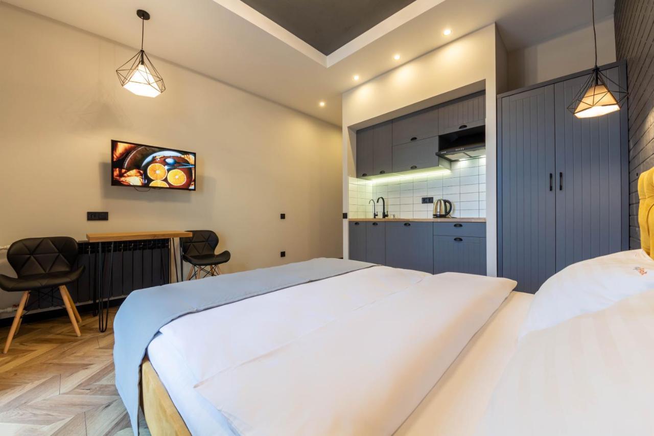 Idea Design Apart-Hotel Prorizna Kiev Buitenkant foto