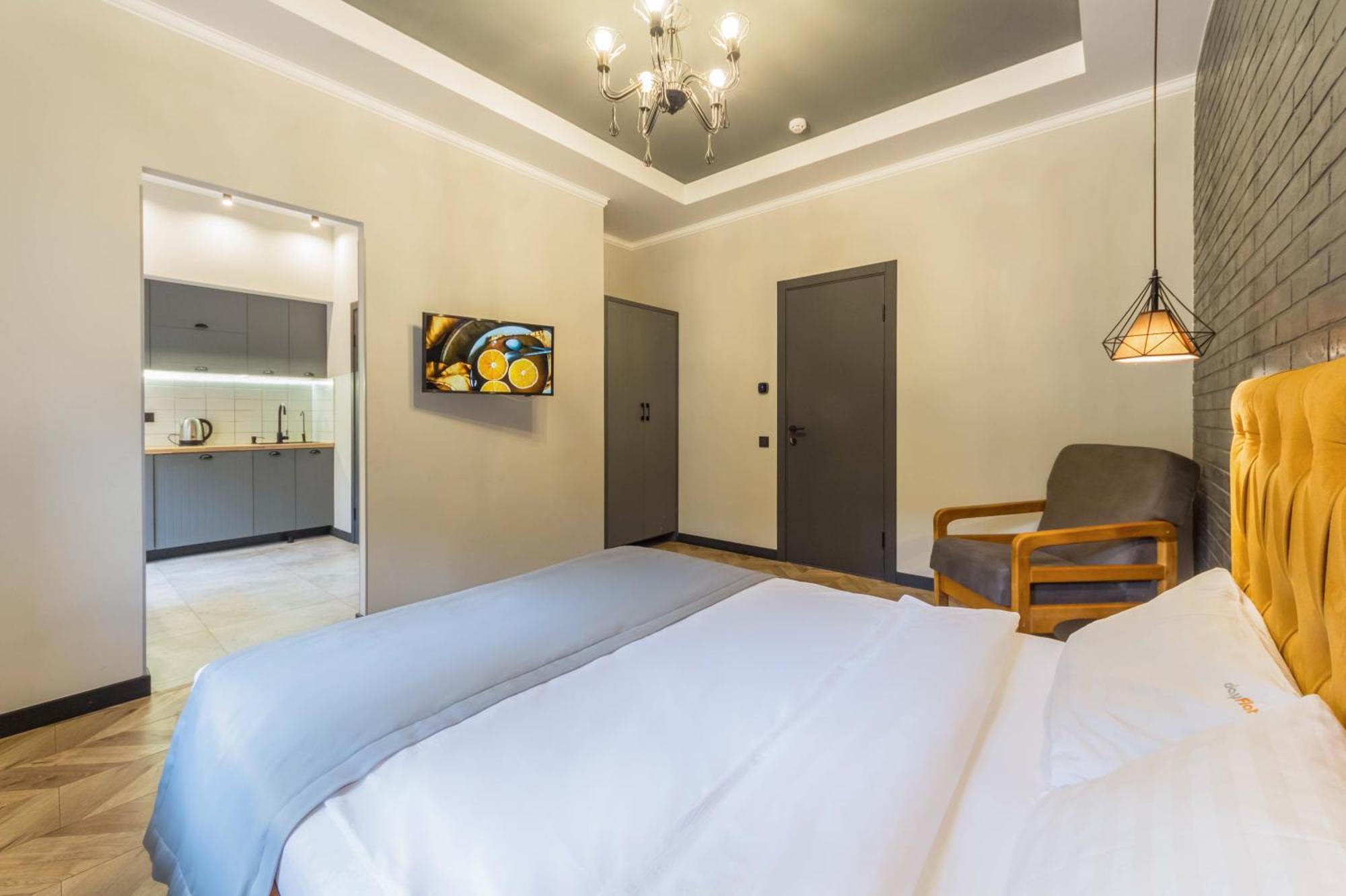 Idea Design Apart-Hotel Prorizna Kiev Buitenkant foto
